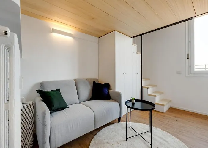 Apartament Homeby, Cozy Penthouse Mediolan
