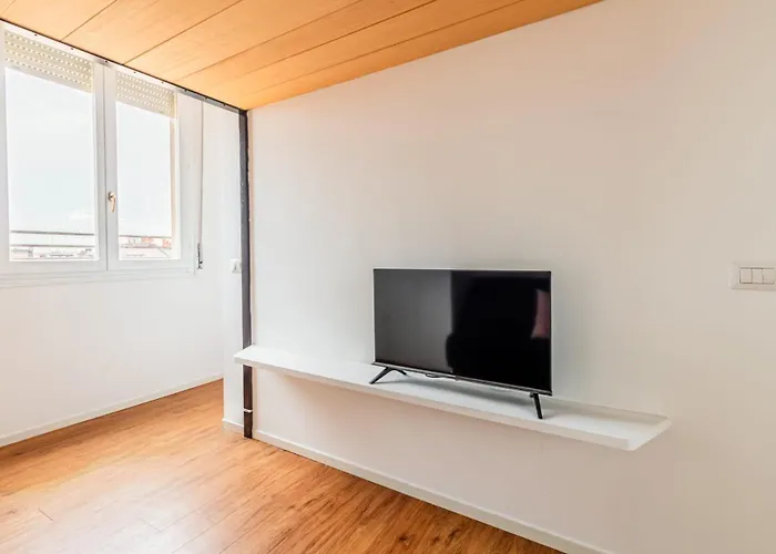 Homeby, Cozy Penthouse * Mediolan